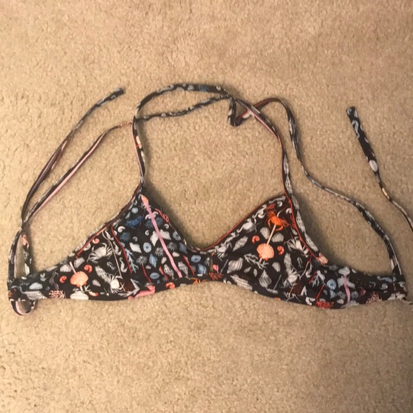 Jolyn Clothing Other - Jolyn vent top